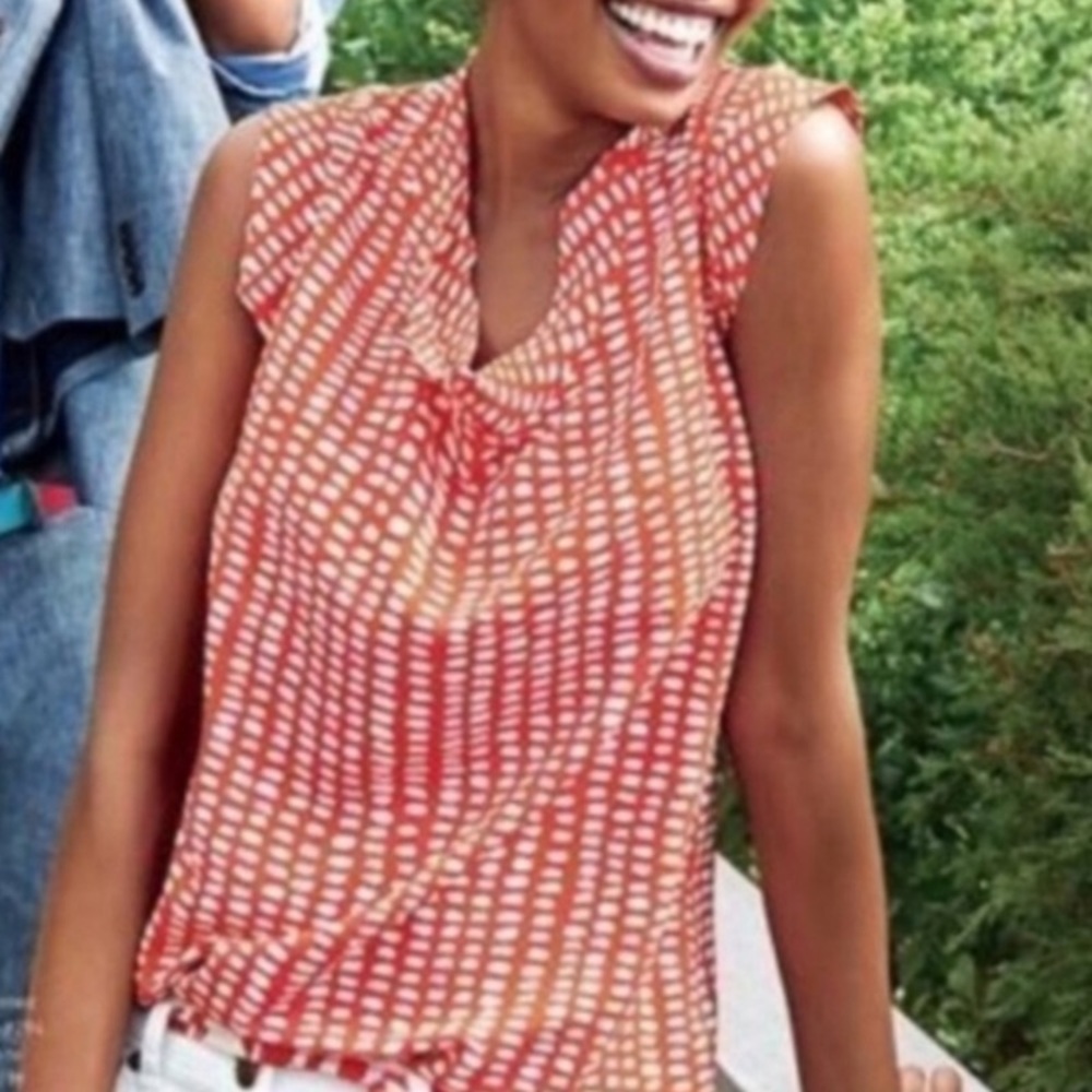 CAbi Coral and Cream Patterned Sleeveless Blouse